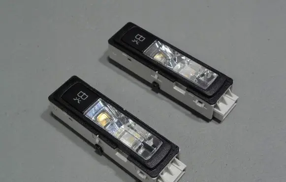 Mercedes-Benz C W205 Front seat light A0009061035