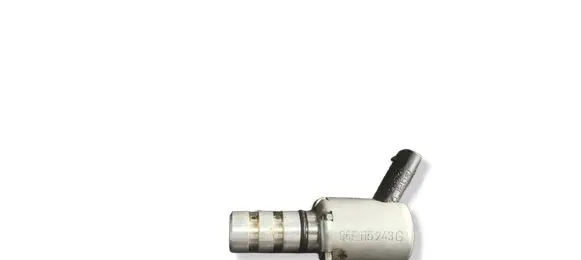 Seat Leon (5F) Camshaft vanos timing valve 06E115243G