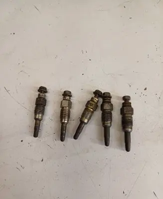 Volkswagen Transporter - Caravelle T4 Glow plug 0250201032