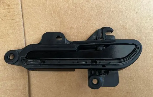 Tesla Model 3 Loading door exterior handle/bracket 108183100J