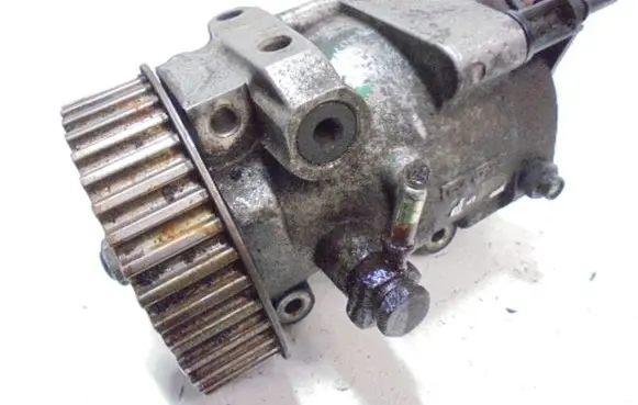 Nissan Almera Tino Fuel injection (other) 8200057225