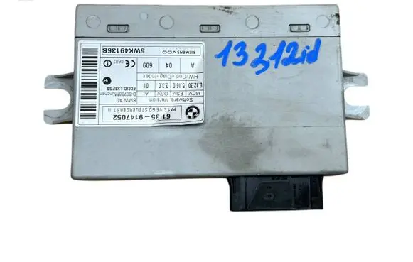 BMW 3 E92 E93 Keyless (KESSY) go control unit/module 61359147052 9147052 5WK49136B