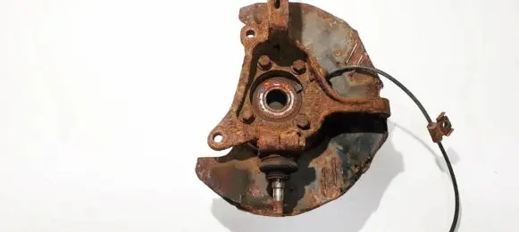 Front wheel hub