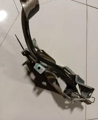 Opel Astra G Brake pedal 