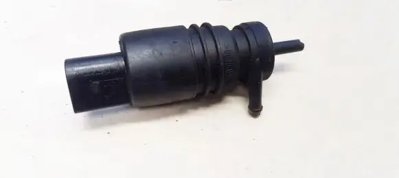 BMW 3 E90 E91 Windscreen/windshield washer pump 67128377612
