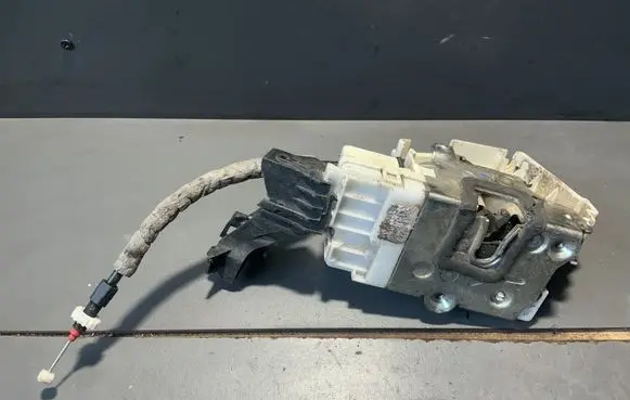 Mercedes-Benz A W169 Front door lock 1697202535Q4