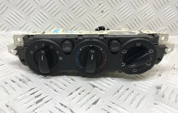 Ford Focus C-MAX Climate control unit 3M5T19980AD