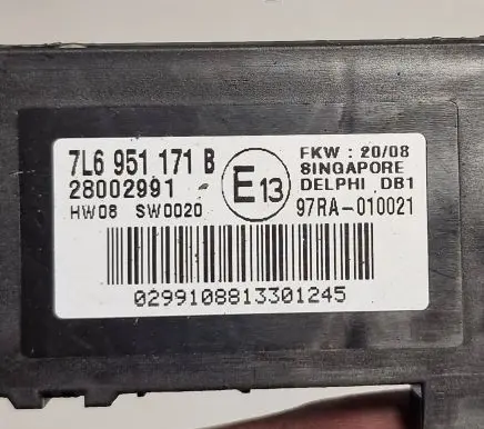 Volkswagen Touareg I Ultrasonic Sensor 7L6951171B 97RA010021 28002991