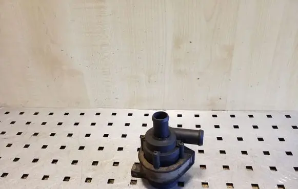 Volkswagen Golf Plus Electric auxiliary coolant/water pump 702074420 1K0965561F