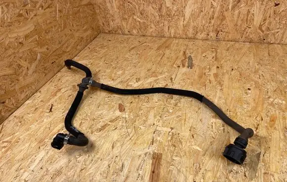BMW i3 Engine coolant pipe/hose 7616030