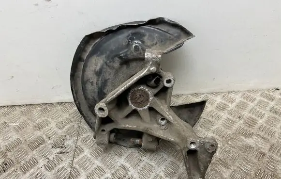 Volkswagen PASSAT B6 Rear wheel hub