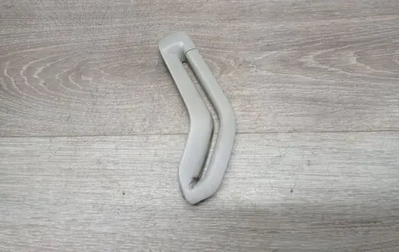 Volvo V70 Seat belt trim 1882