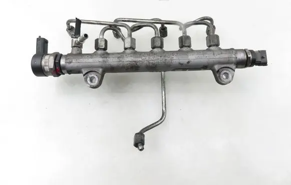 Hyundai i30 Fuel main line pipe 0445214111 284102A120 0281002507