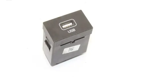 Hyundai Ioniq USB socket connector 96120G2100