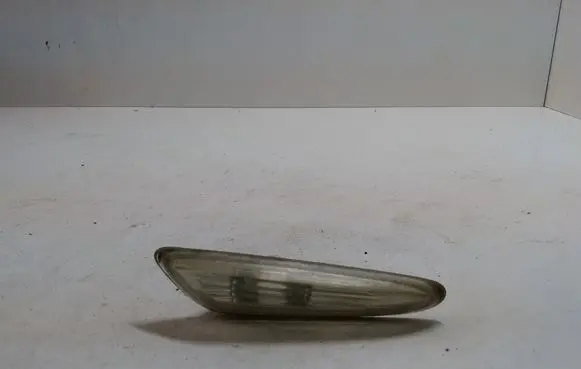 BMW 3 E46 Front fender indicator light 6911372