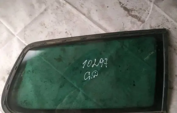 Volkswagen PASSAT B6 Rear side window as3