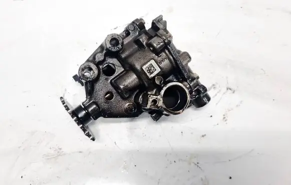 Nissan Qashqai Oil pump 8200345633 8200346592