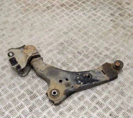 Volvo XC60 Front lower control arm/wishbone 8G9N3A053A