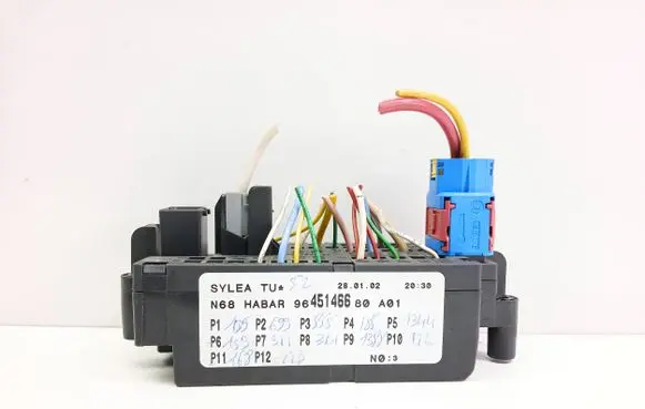 Citroen Xsara Picasso Fuse module 9635518180 189028