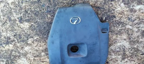 Lexus IS 220D-250-350 Engine cover (trim)