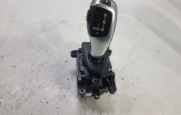 BMW 1 F20 F21 Gear shifter/selector 1009997100 90297131460529 2605201303