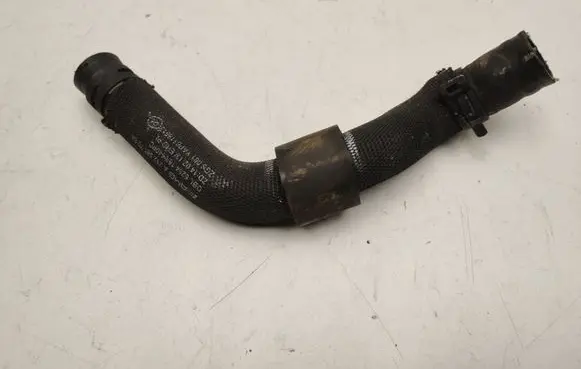 Mercedes-Benz CLS C218 X218 Air intake hose/pipe A2125017084