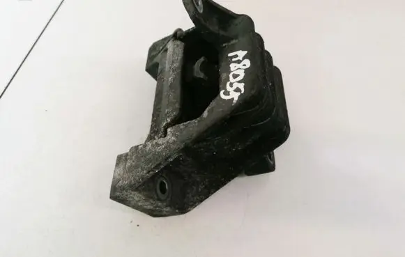 Opel Signum Engine mount bracket