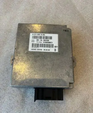 Mercedes-Benz E W211 Phone control unit/module A2118207485 01000380C1 052428