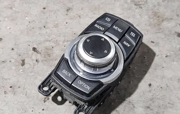 BMW 5 F10 F11 Head unit multimedia control 9253944 901208480004 19226310