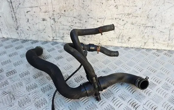 Peugeot 3008 I Engine coolant pipe/hose 9681779480