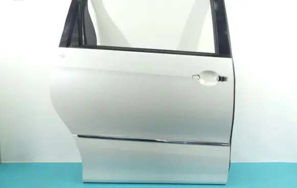 Toyota Sienna XL30 III Rear door IMPRK1257553