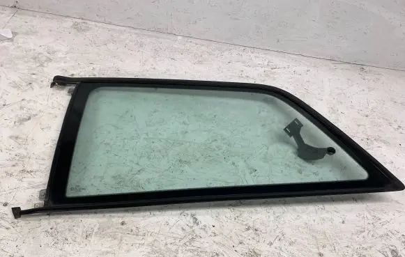 Audi A3 S3 8L Rear side window 43R00049 DOT24M25AS2