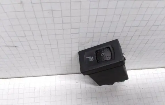 Volkswagen PASSAT B5.5 Seat heating switch 3B0963563C