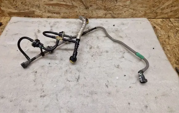 Renault Clio V Fuel line/pipe/hose 118263479R