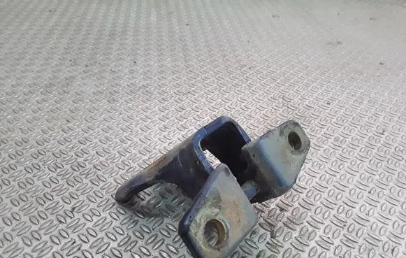 Mitsubishi Pajero Rear door upper hinge