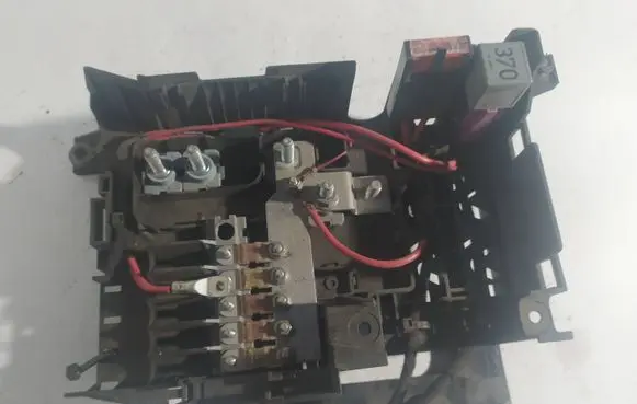 Audi Q7 4L Fuse box set 7L0937548C