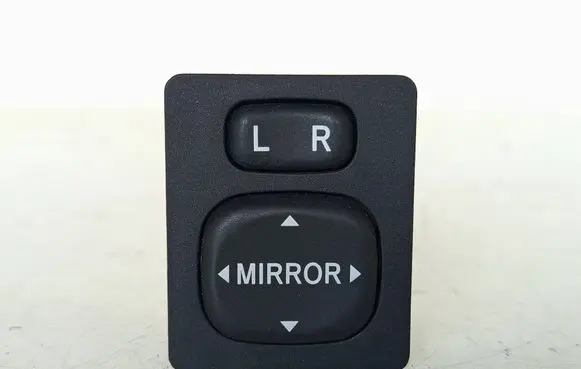 Toyota Corolla Verso AR10 Wing mirror switch 769746 183574