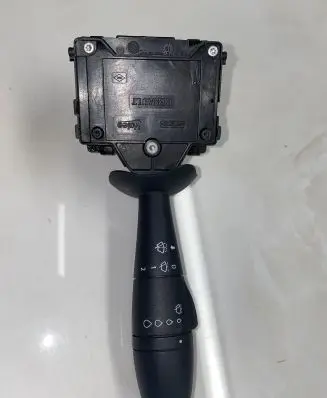 Renault Trafic III (X82) Wiper control stalk E107455731 255671409R 040319mf