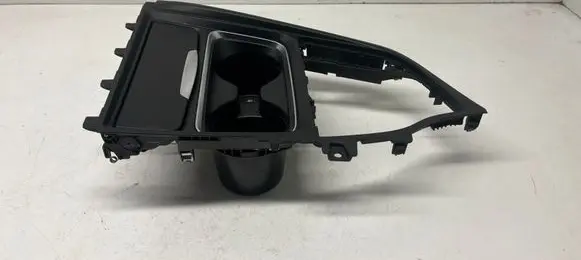 BMW 3 F30 F35 F31 Cup holder front 82197007