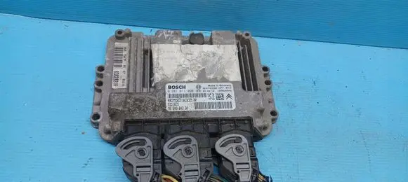 Peugeot 206 Engine control unit/module 9647785580