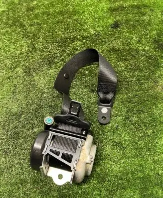Mercedes-Benz EQA Rear seatbelt 24786035029 332229303777