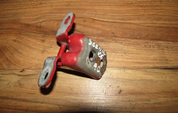 Renault Scenic II - Grand scenic II Front door upper hinge