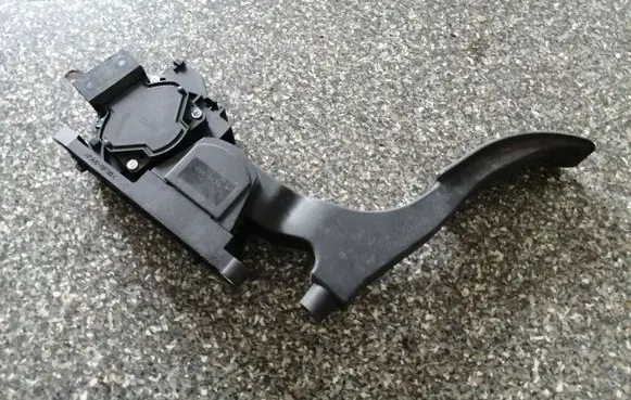Volkswagen Polo Accelerator throttle pedal 0281002378 6Q1721503