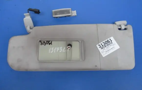 Volkswagen Golf IV Sun visor
