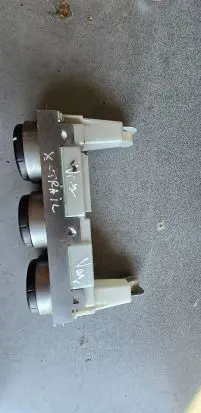 Nissan X-Trail T30 Climate control unit 27500EQ410
