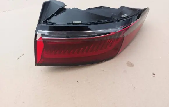 Renault Megane E-Tech Rear/tail lights 265508574R 0022194702 202107080328