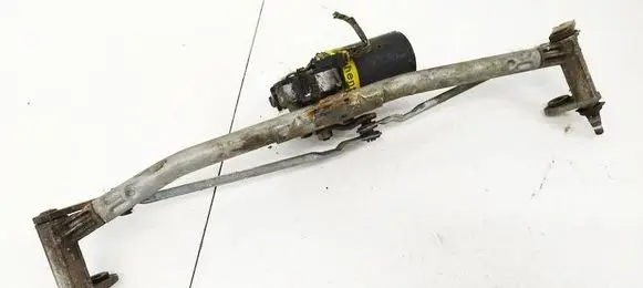 Front wiper linkage and motor