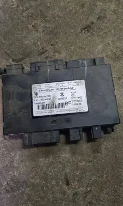 Mercedes-Benz CLS C219 Seat control module A2118704885