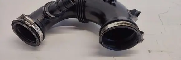 Mercedes-Benz GLC C253 Air intake hose/pipe A2740900029