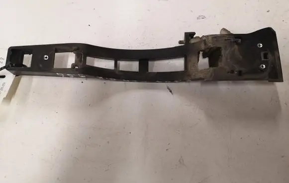 Rear door exterior handle/bracket